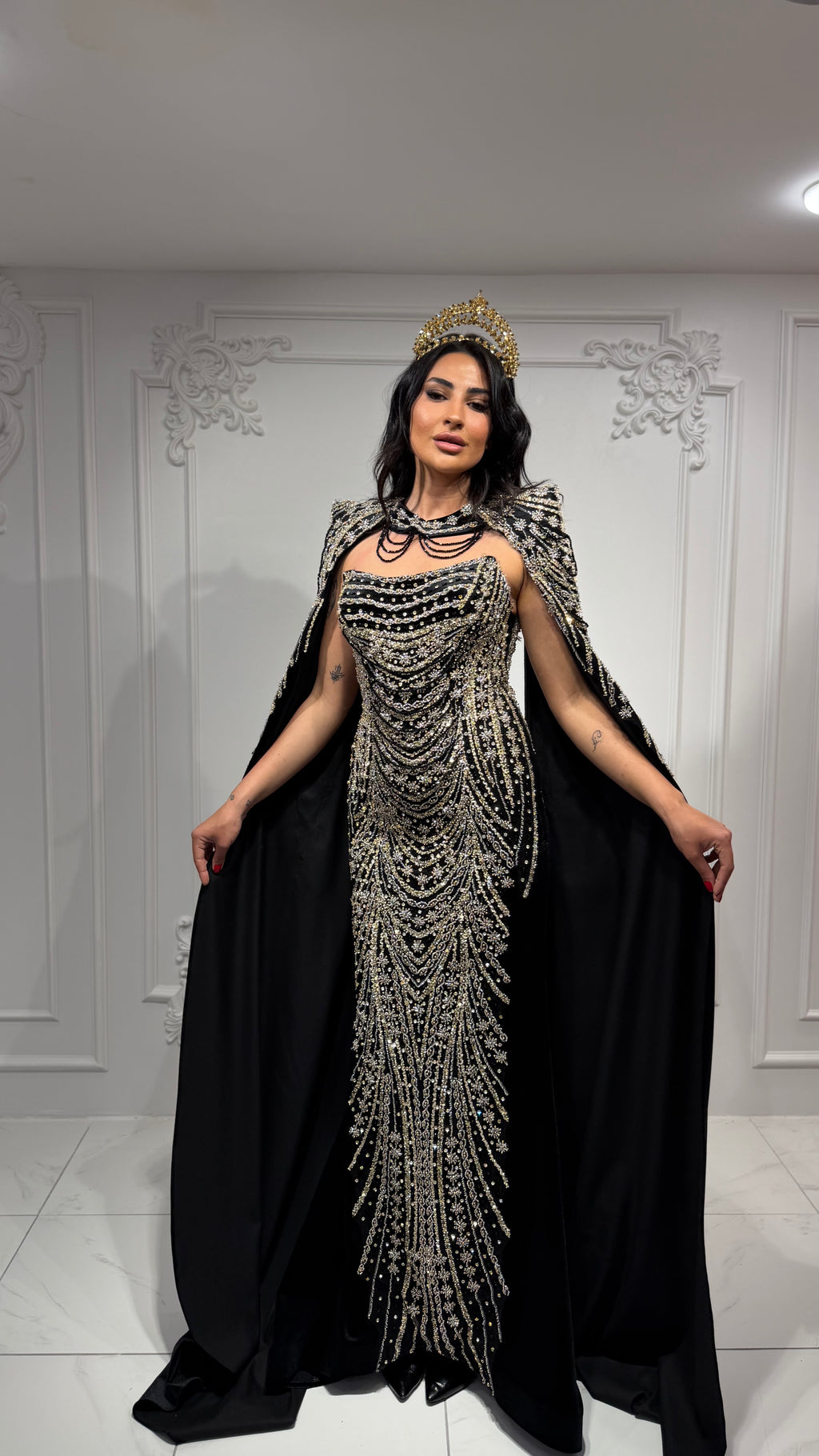 Raven Kaftan