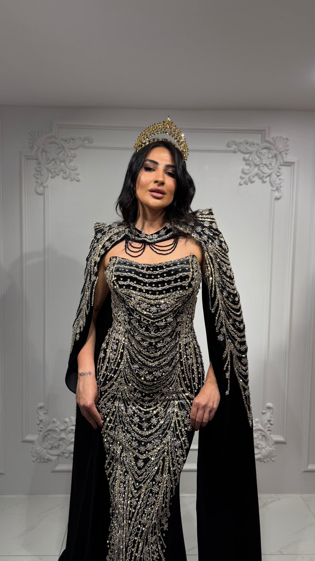 Raven Kaftan